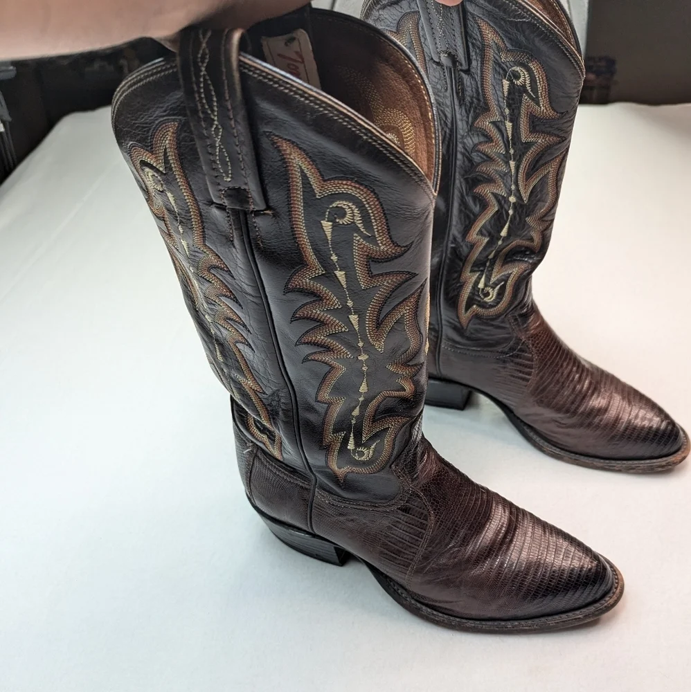 Tony Lama CZ813 Men's Exotic Collection Western Boot with Chocolate Teju Lizard - Picture 1 of 16
